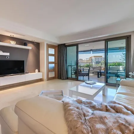 Vacation I Jardines Del Principe 5* Retreat Apartment *